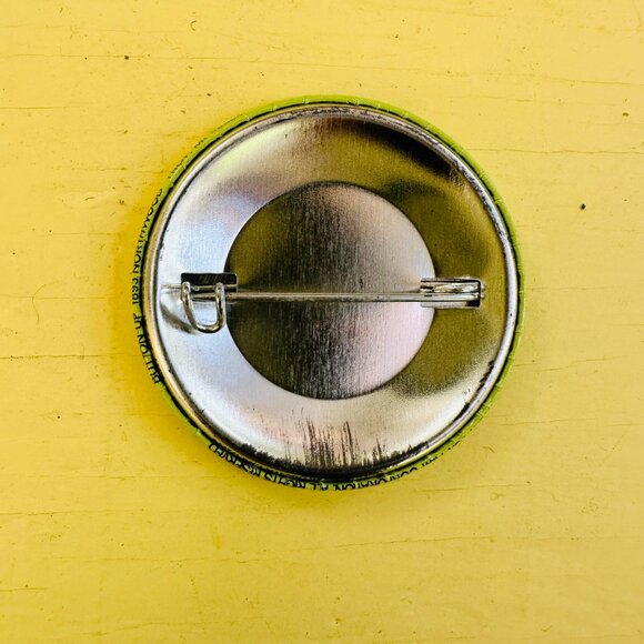 Vintage Simpson's Buttons, Bart Simpson, Homer Simpson, Novelty pin, NOS 1990s - Picture 5 of 5